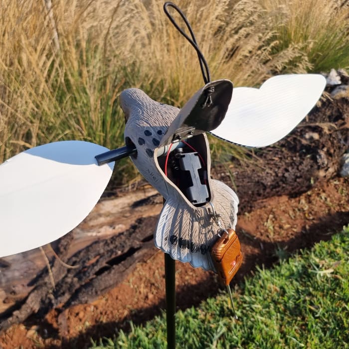 Voodoo Dove Decoy - Pigeon on Spike with Rotating Wings - 